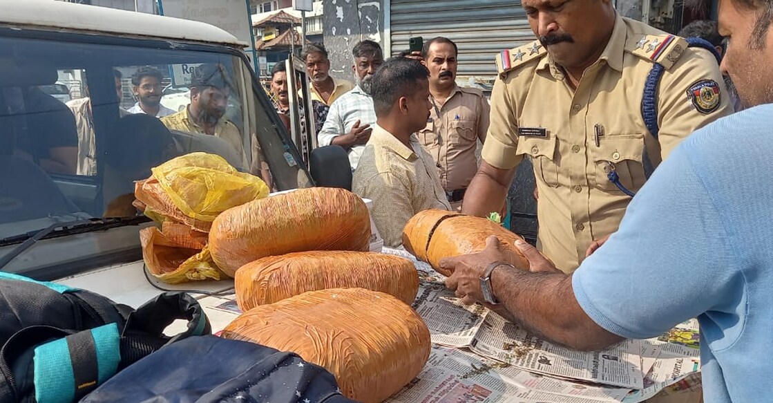 The Kasaba police and DANSAF team seized 28 kilograms of ganja, valued at Rs 11 lakh. Photo: Special Arrangement