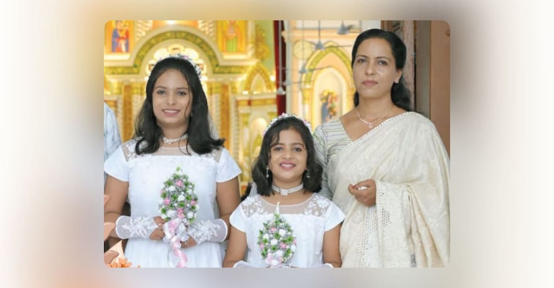 Shiny Kuriakose and her two daughters, Evana Mariya Noby (10) and Aleena Elisabath Noby (11). Photo: Special Arrangement