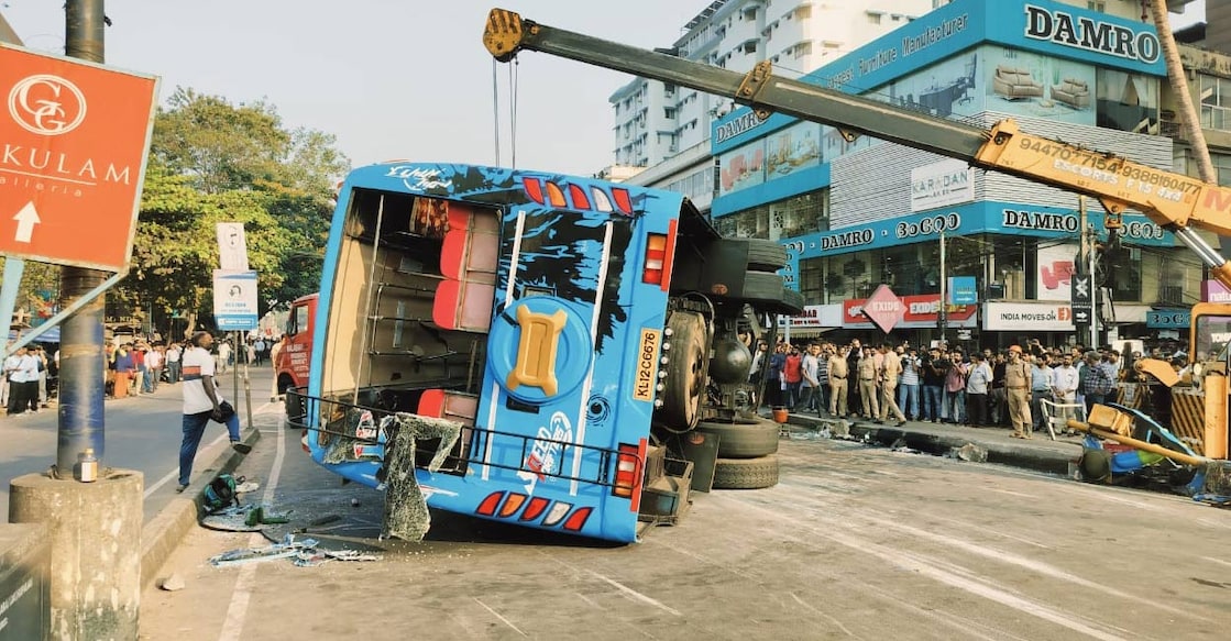 kozhikode-bus-accident