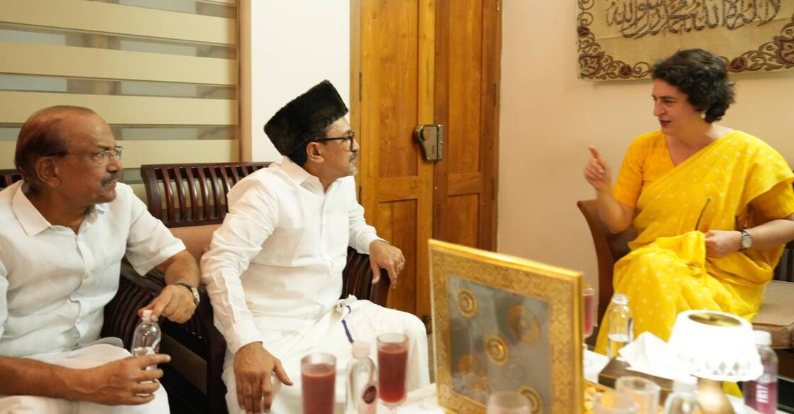 Priryanka Gandhi with IUML leaders Sadik Ali Shihab Thangal and PK Kunhalikutty. Photo: Special Arrangement