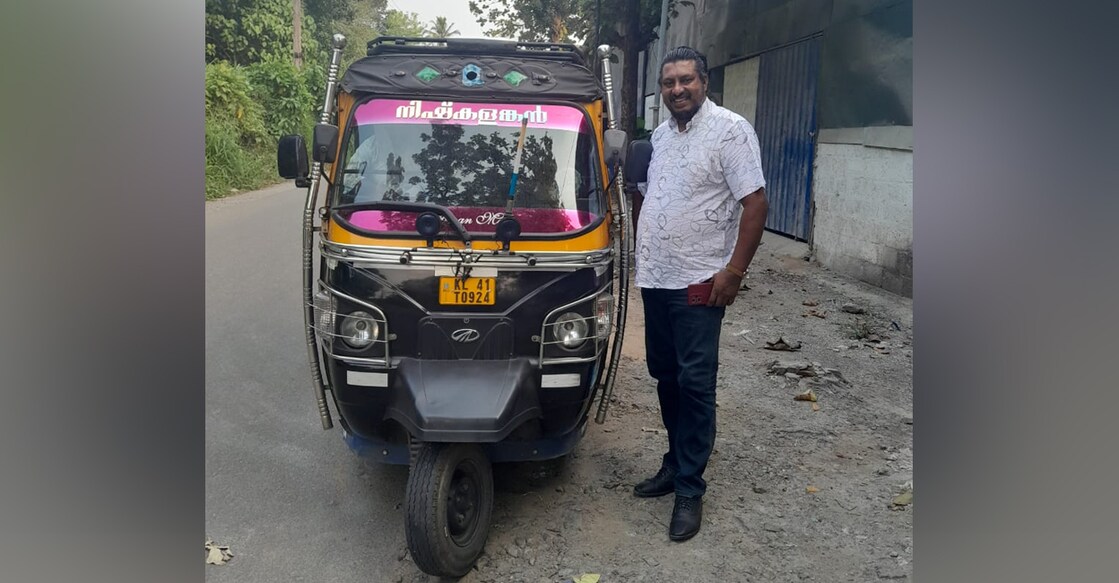 Sudheer Buhari with his auto rickshaw. Photo: Special arrangement 