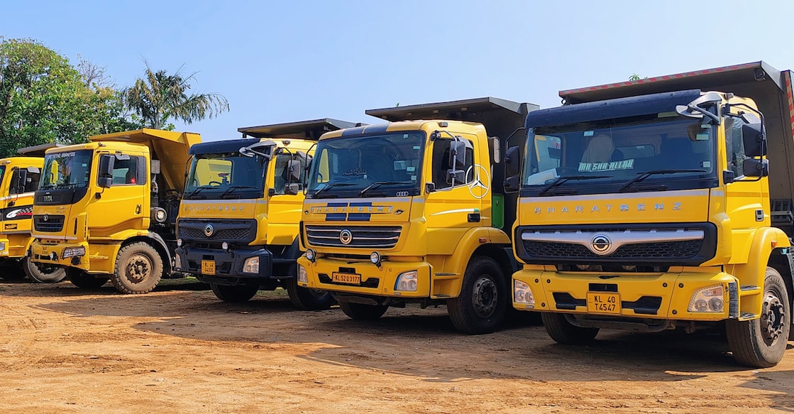 idukki-granite-truck