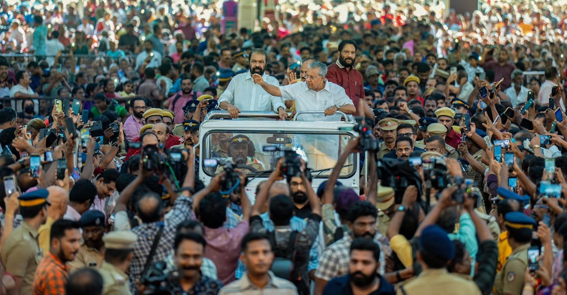 Chief Minister Pinarayi Vijayan and Minister V Sivankutty arriving to the 4th anniversary of the LDF Government in Thiruvananthapuram. Photo: X/@pinarayivijayan