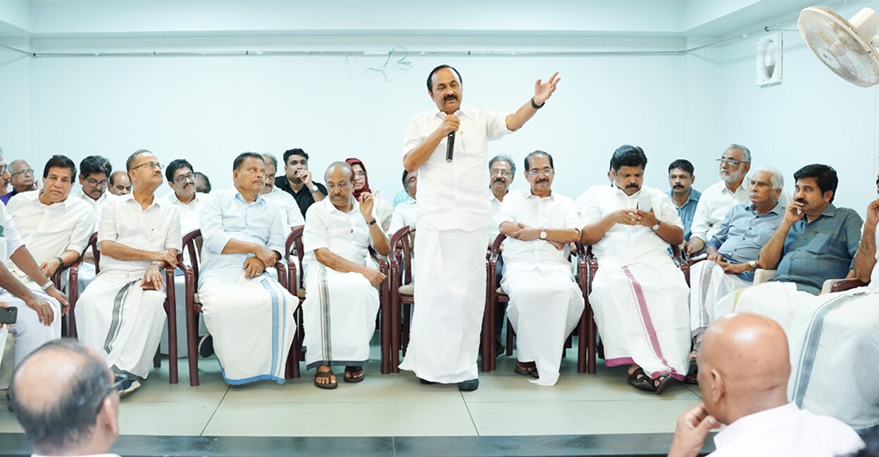 Opposition leader V D Satheesan speaking at a meeting convened by the UDF in Nilambur to launch the campaign of their candidate, Aryadan Shoukath. Photo: Special Arrangement