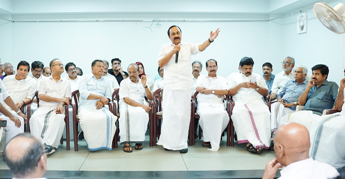 udf-meeting-nilambur Opposition leader V D Satheesan speaking at a meeting convened by the UDF in Nilambur to launch the campaign of their candidate, Aryadan Shoukath. Photo: Special Arrangement
