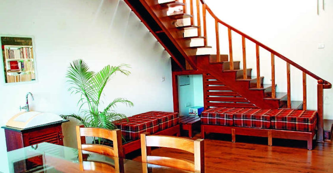 Where should stairs be, as per Vaastu
