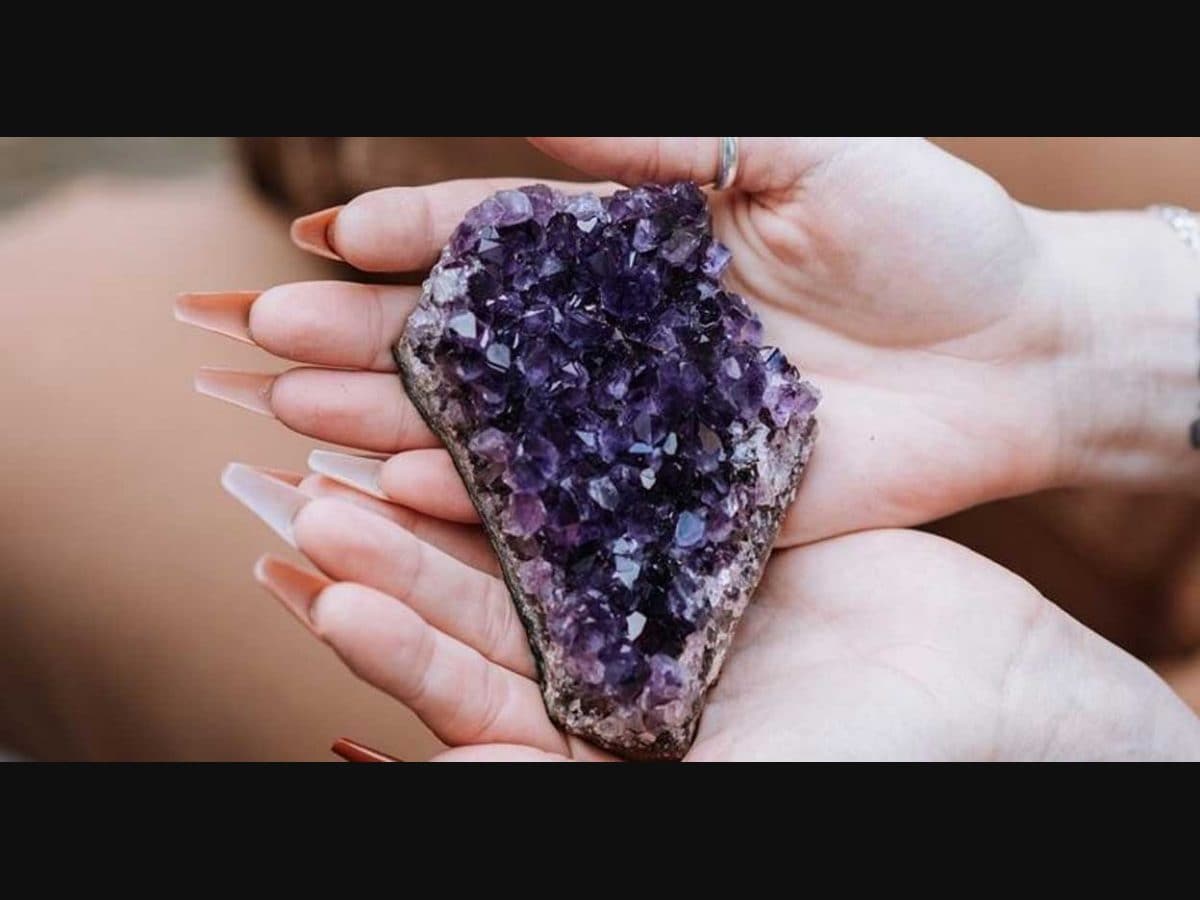 Use of amethyst stone in astrology on sale