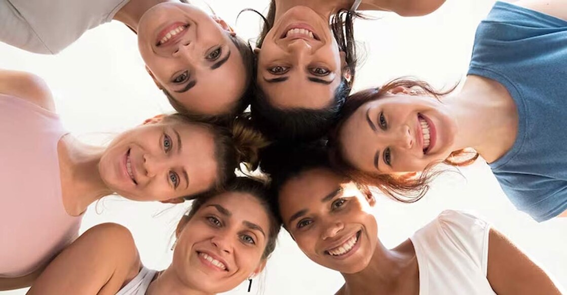 Some zodiac signs attract others with their internal and external beauty. Image Credit: fizkes / Shutterstock