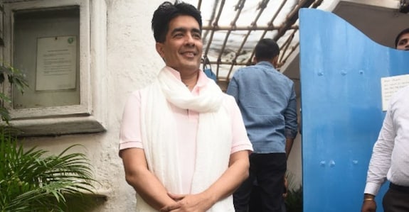 Manish Malhotra to launch cosmetic line with European brand Manish Malhotra to launch cosmetic line with European brand