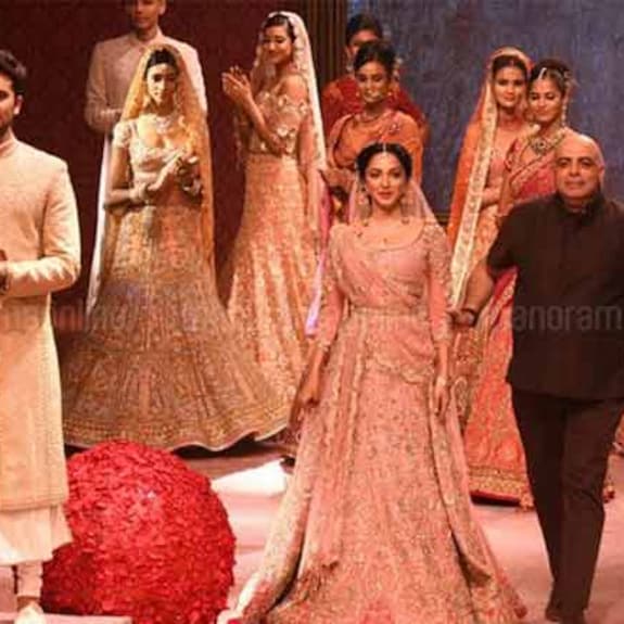 Unravelling the lingering romance of elegant drape Unravelling the lingering romance of elegant drape