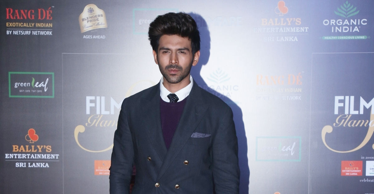 Mumbai: Actor Kartik Aryan on the red carpet of Filmfare Glamour And Style Awards 2019 in Mumbai on Dec 3, 2019. (Photo: IANS)