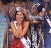 Андреа Меза из Мексики стала Мисс Вселенная, а Эдлайн Кастелино из Индии заняла третье место.