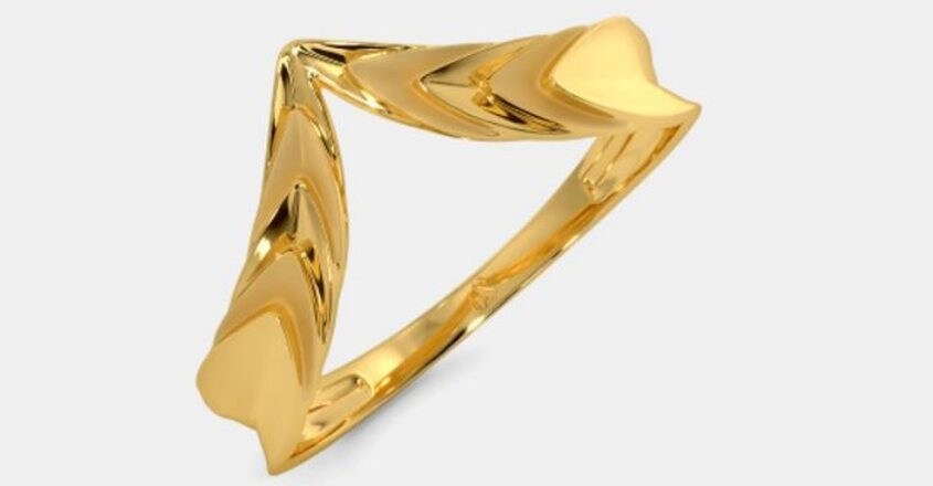 Here are five minimalist jewellery patterns in trend now