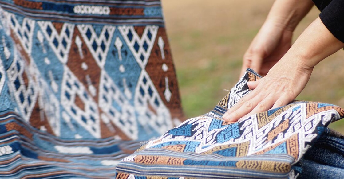 The Linen sari trend has taken the fashion world by storm, offering a perfect blend of comfort, style, and sustainability. Photo: Chonlawut / Shutterstock