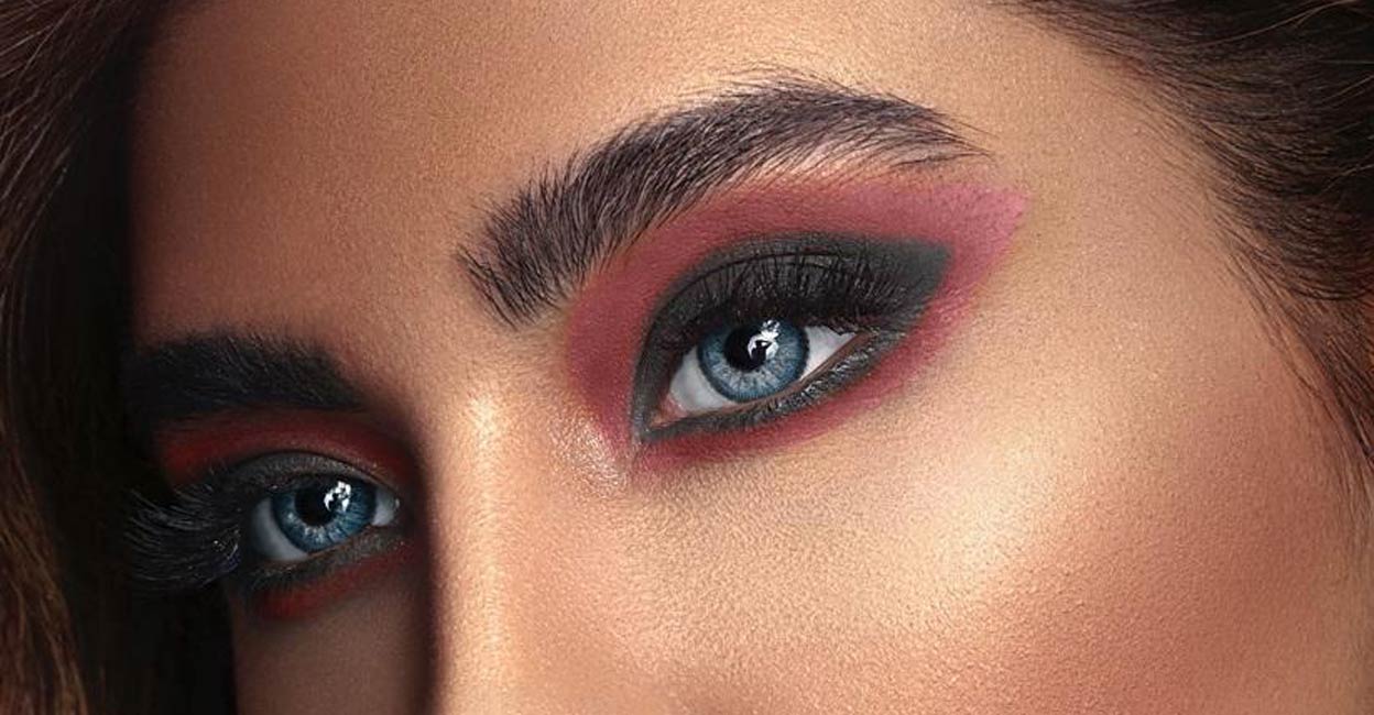 Complex eye make-up looks with multiple eyeshadows, eyeliners, and mascaras can smudge or crease easily in humid weather. Photo: IANS
