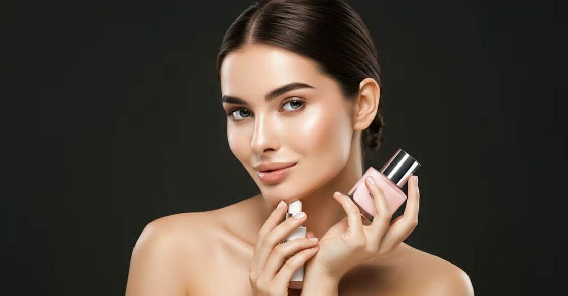 As there are no sweat glands or other hair follicles in the lip skin, there are no inherent natural mechanisms in the body to retain moisture. AI image used for representational purpose