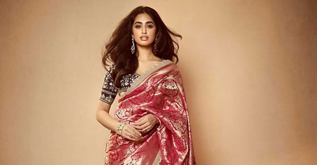 Sini says that sari is a timeless attire that embraces elegance and feminine glory. Photo: Instagram