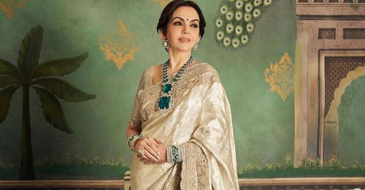 Nita Ambani's emerald jewellery has been awe-inspiring for its exuberant design and exorbitant price. Photo: manishmalhotra05/ Instagram