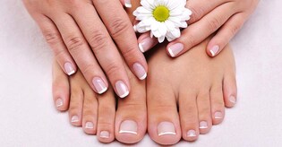 Note these simple tips to keep your feet clean and beautiful