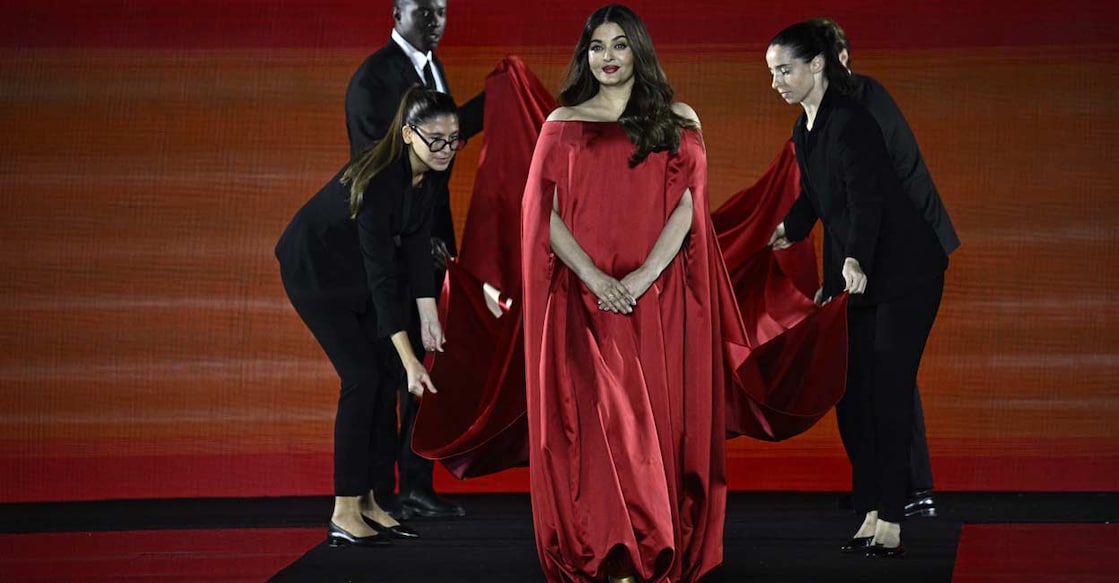 FASHION-FRANCE-WOMEN-LOREAL
