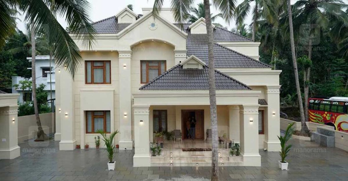 mansion in malappuram
