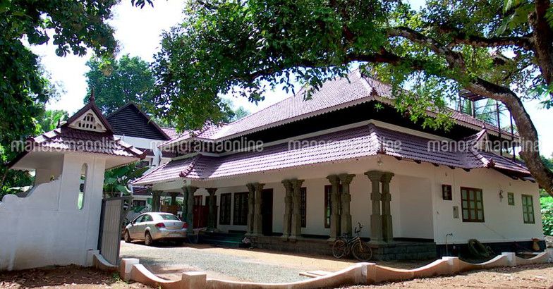 A contemporary-Chettinad combo Kottayam house | Kottayam | house ...