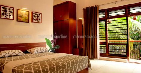 3 verandas and a stunning view from all angles: This Thalassery house is breathtaking