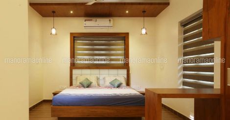 A pristine white Kozhikode house in 17 cents