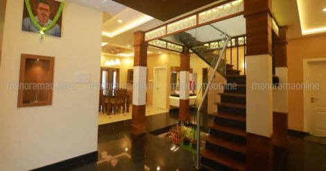 This plush Thrissur home will leave you spellbound!