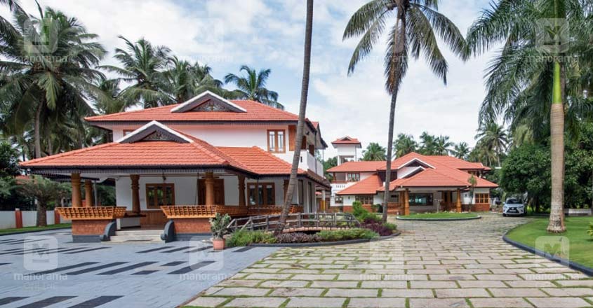 perinthalmanna-renovated-mansion-02 perinthalmanna-renovated-mansion-02