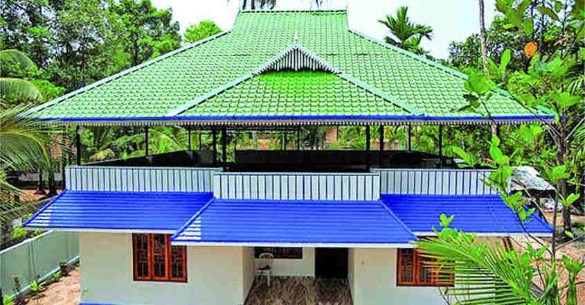 Construct attractive roofing to give a suave look to your house