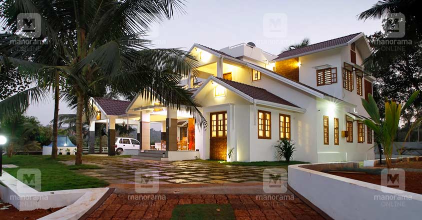 owner-self-designed-house-yard owner-self-designed-house-yard