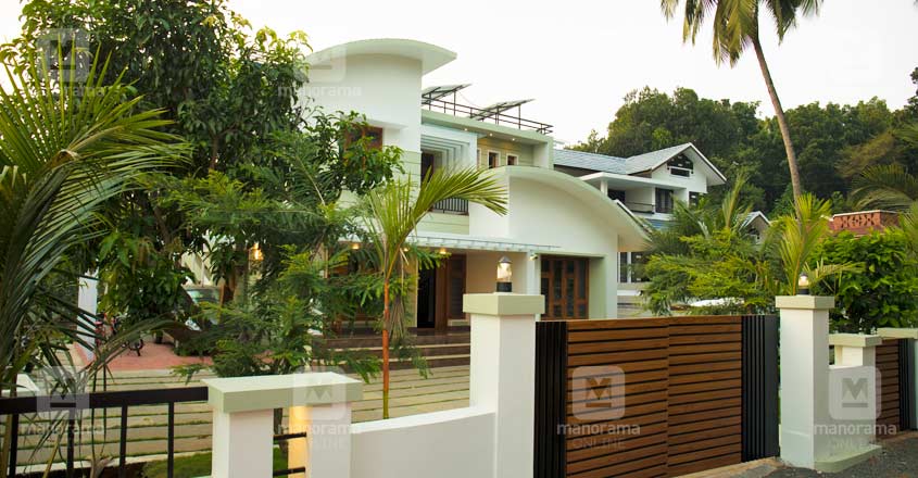 manjeri-house-02 manjeri-house-02