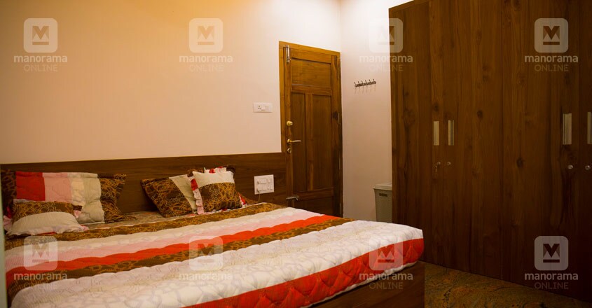 manjeri-house-06 manjeri-house-06