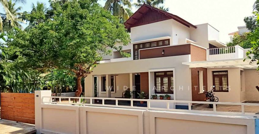 Simple makeover has transformed this Thrissur house into a modern abode Simple makeover has transformed this Thrissur house into a modern abode