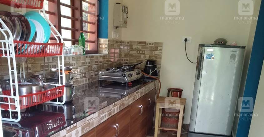 13-lakh-house-kannur-kitchen 13-lakh-house-kannur-kitchen