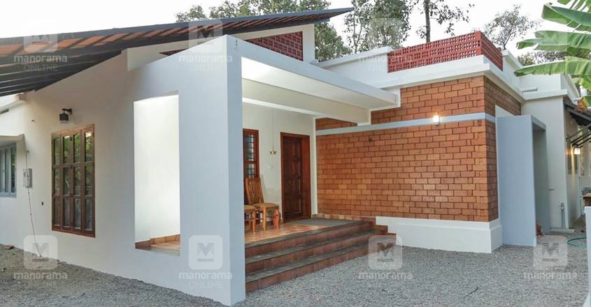 Changanassery house