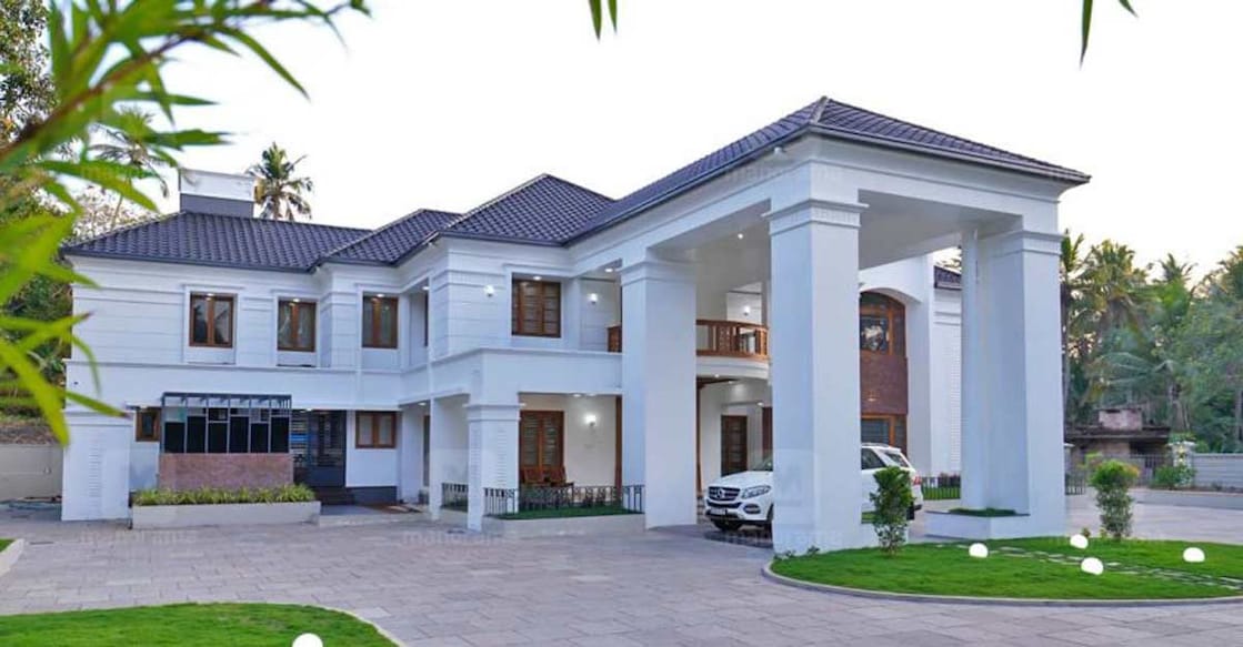 A grand, imperial mansion in Kozhikode exuding design brilliance A grand, imperial mansion in Kozhikode exuding design brilliance