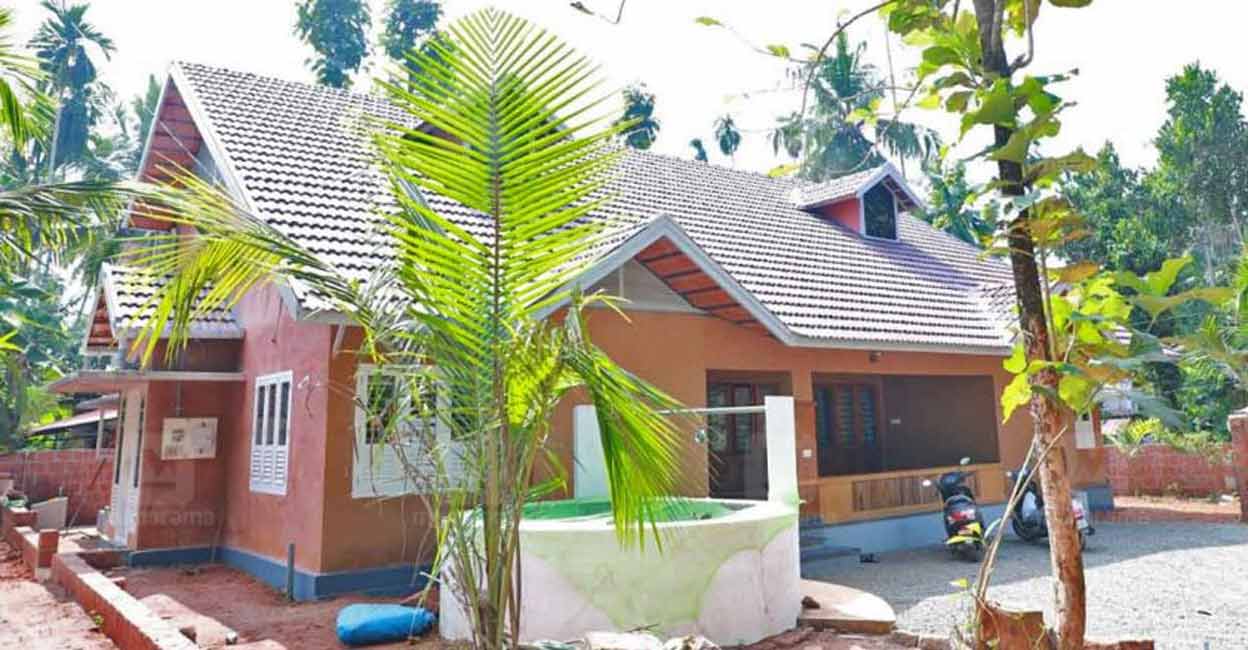 self-designed-home-side-c self-designed-home-side-c