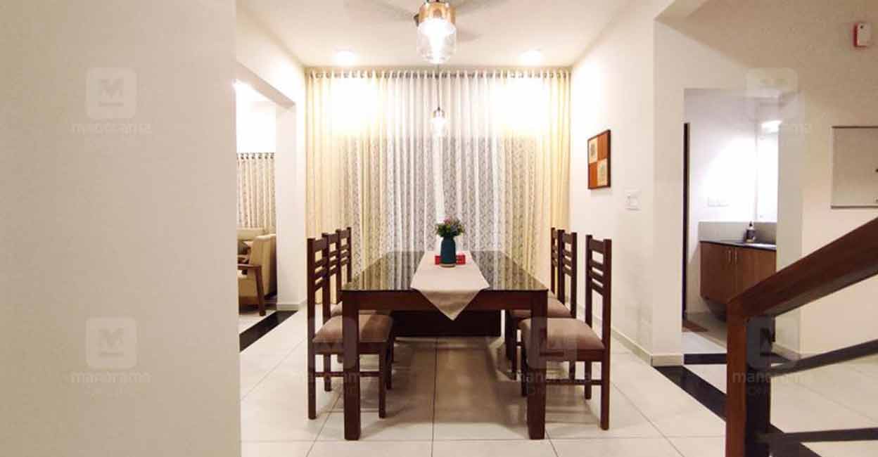 compact-house-dining-c compact-house-dining-c