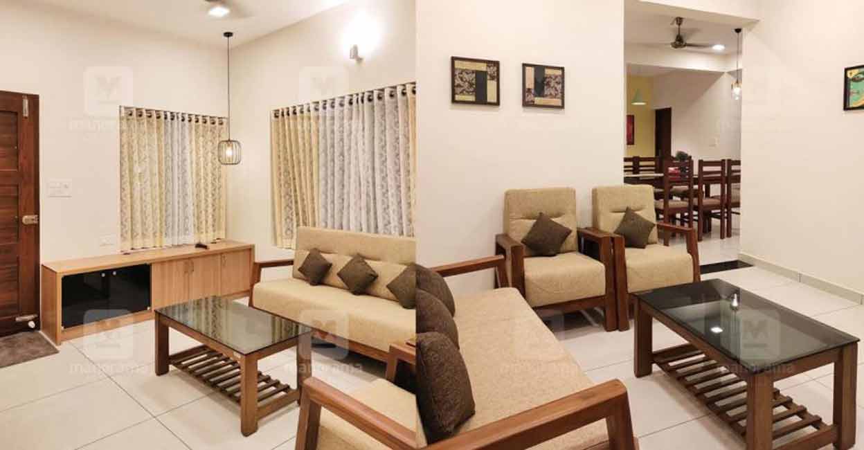 compact-house-living-c compact-house-living-c