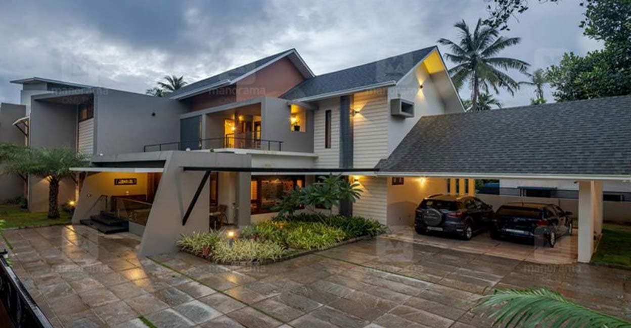 Luxurious and modern NRI mansion in Kannur is an architectural marvel