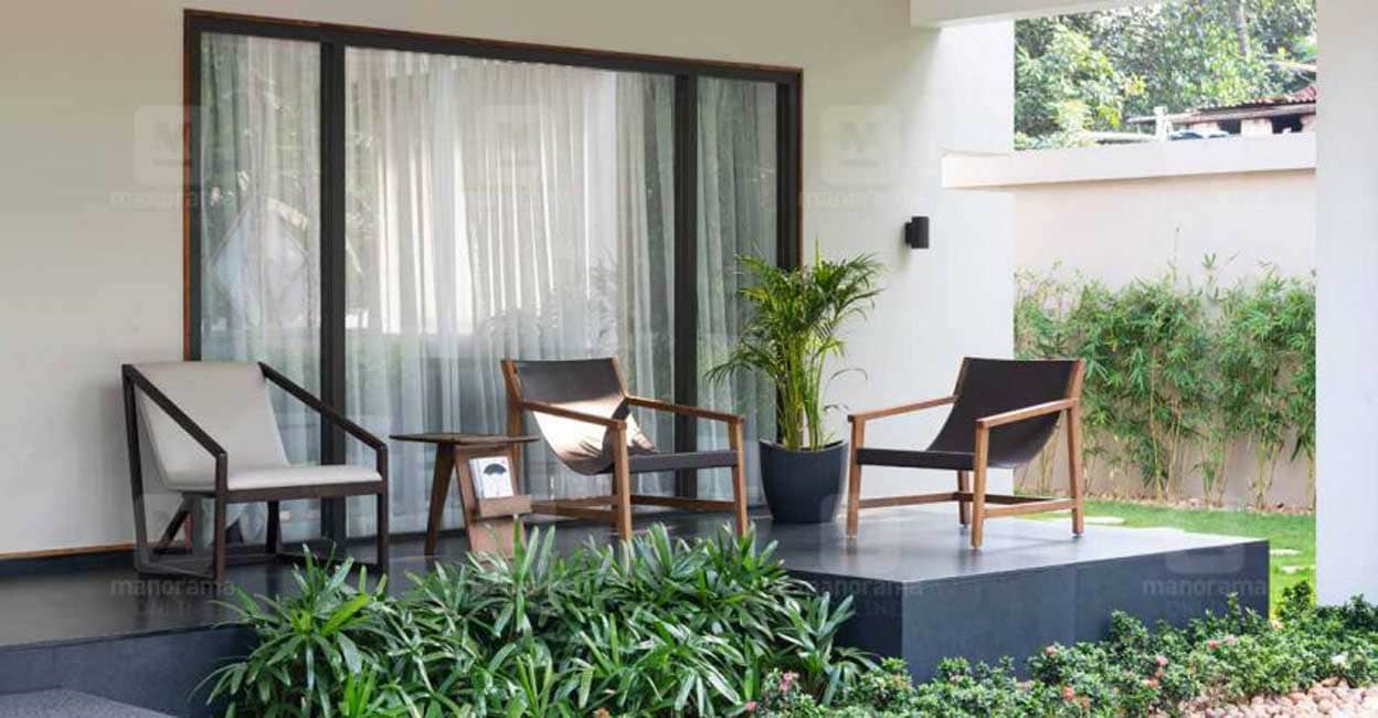 koratty-modern-home-sitout-c koratty-modern-home-sitout-c