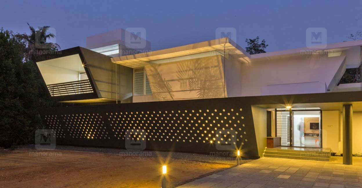 angamaly-house-night-c angamaly-house-night-c