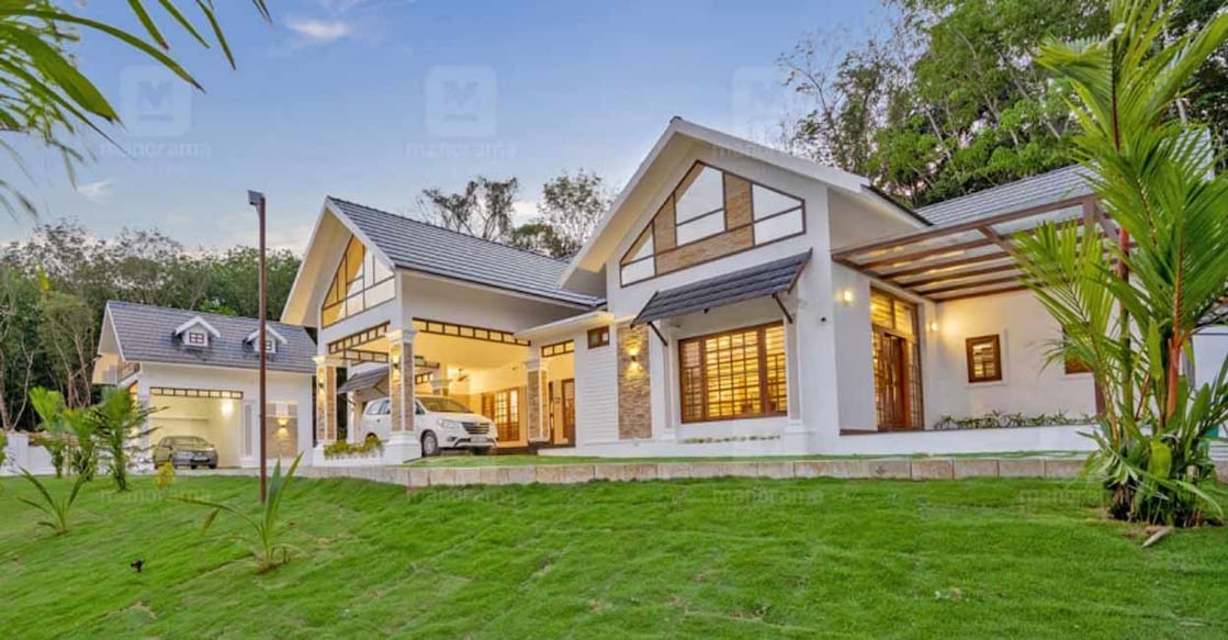 The single-storeyed house was built in accordance with the Vaastu rules on a plot rising above the road level.