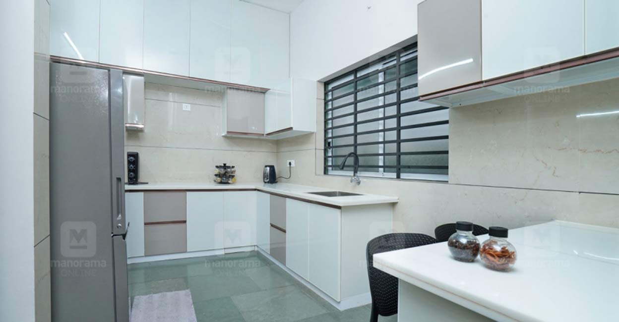 23-lakh-house-kitchen-c 23-lakh-house-kitchen-c
