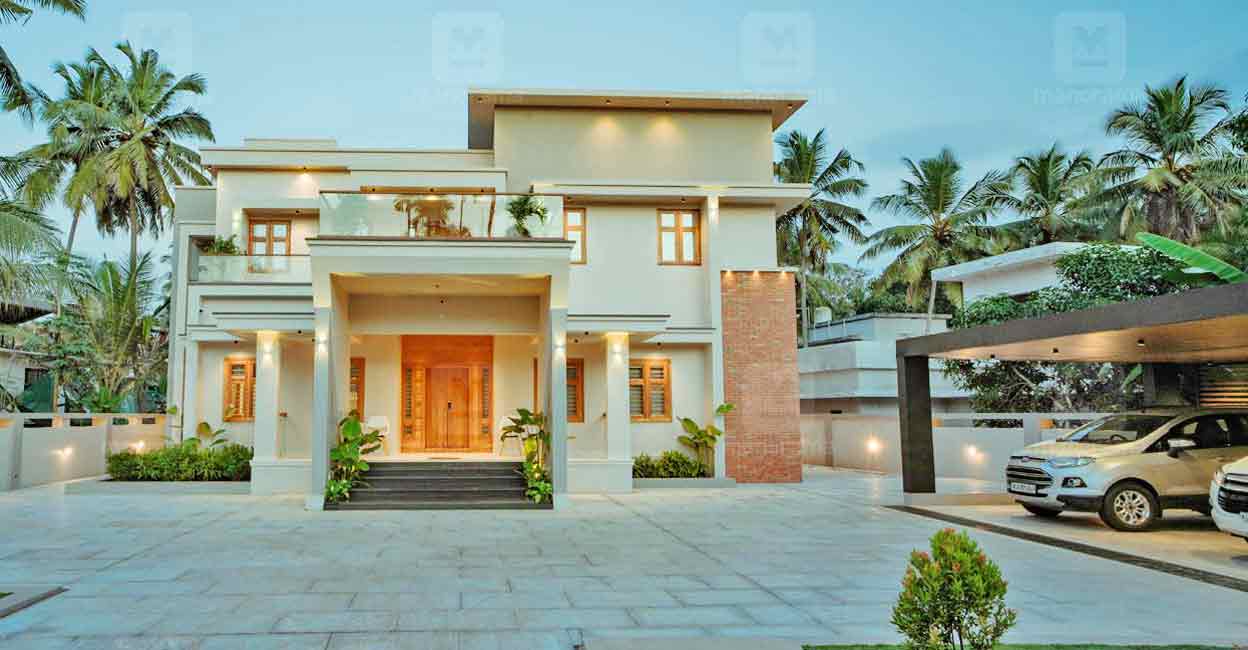The elevation in the flat box style is perfect for the rectangular plot as it saves space. 