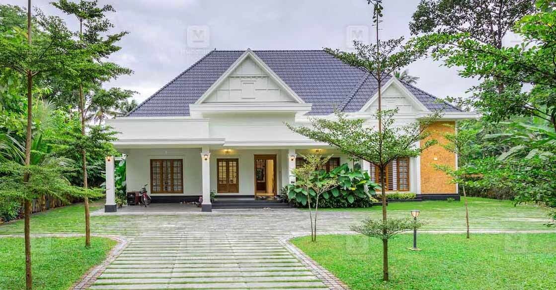 Levelled roof laid with GI trusses gives the house a grand view. Photo: Special arrangement