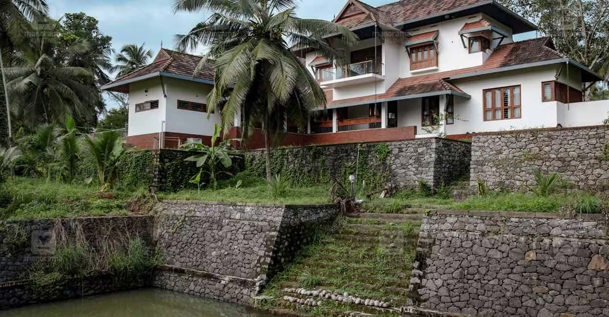 Harmonizing tradition and modernity: A Kerala retreat of timeless ...
