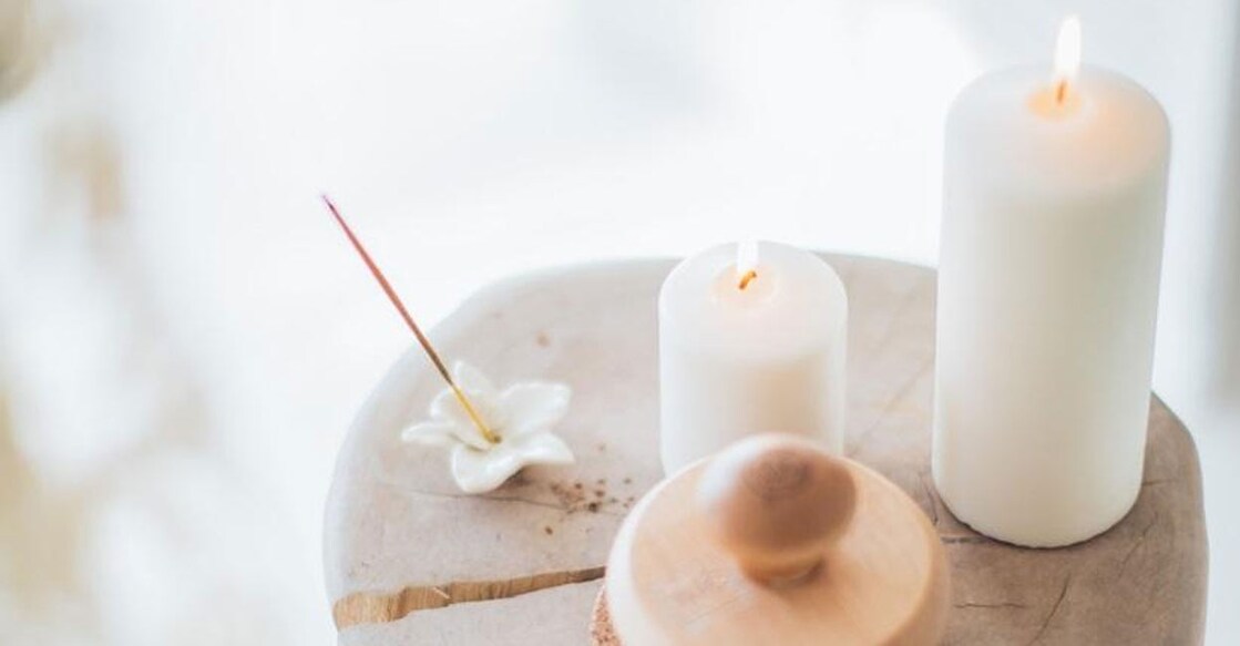 The power of scented candles and reed diffusers.(photo:IANSLIFE) Our living spaces have the remarkable ability to influence our mood, productivity, and overall well-being. Photo: IANS